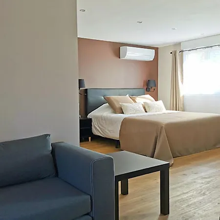 Apartament Appart Hotel Spa Perpignan *