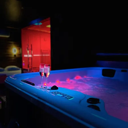 Appart Hotel Spa Perpignan アパート *