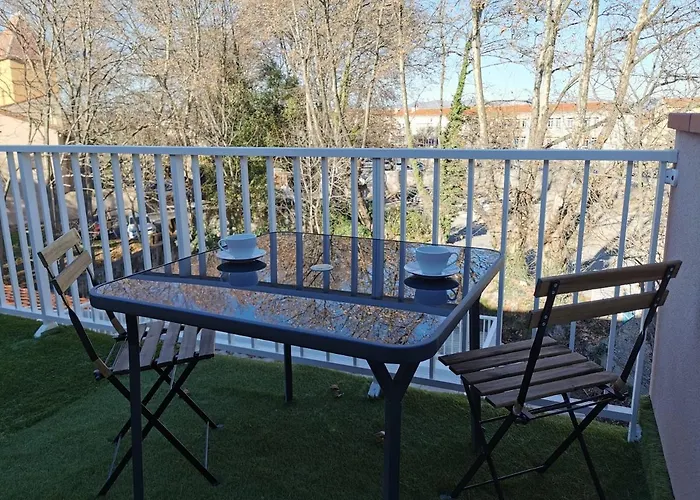 アパート Appart Hotel Spa Perpignan ペルピニャン